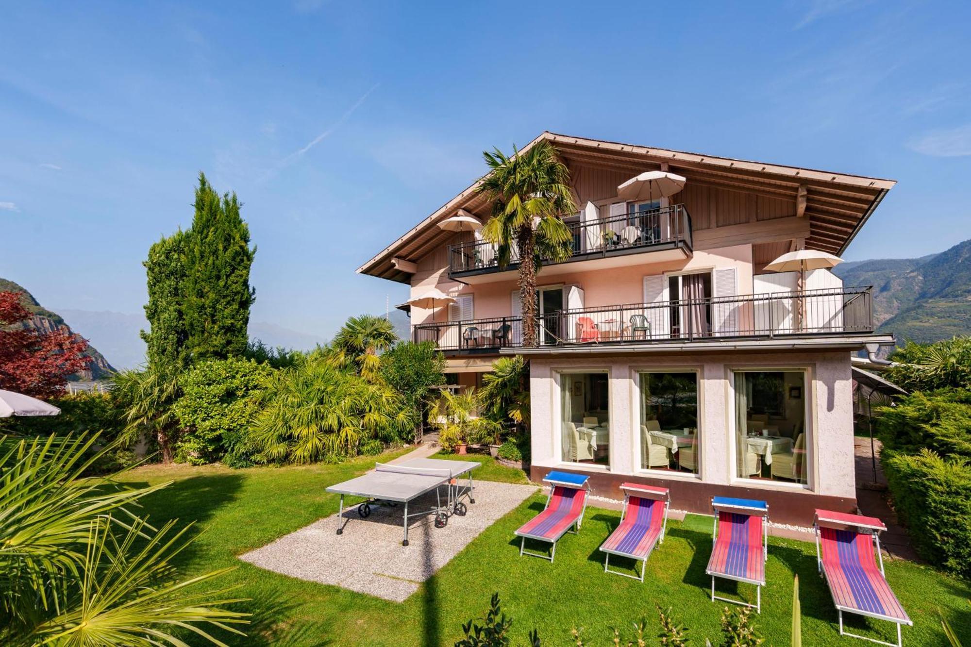 Hotel Appartement Lahngut Nalles Buitenkant foto