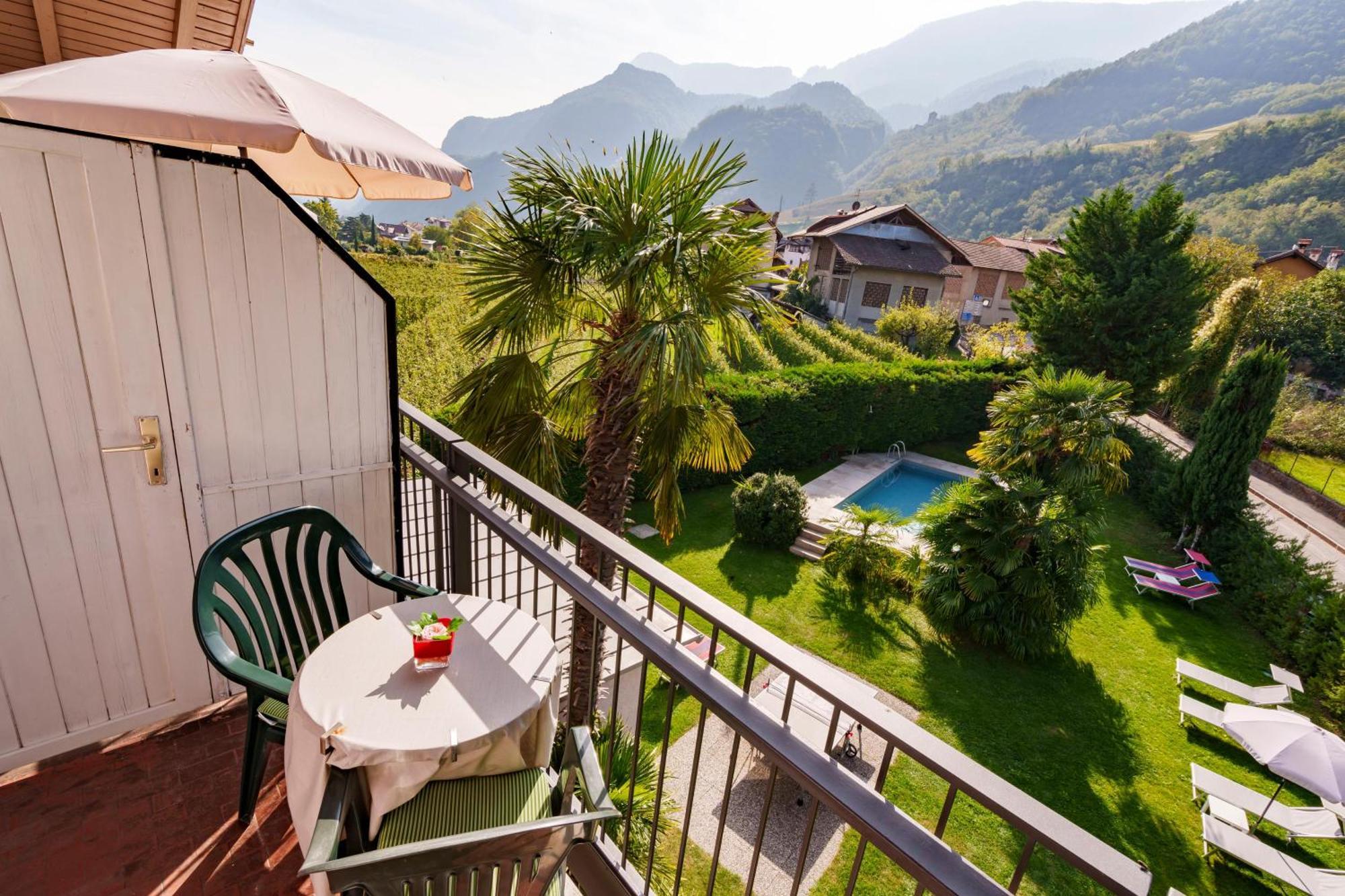 Hotel Appartement Lahngut Nalles Buitenkant foto